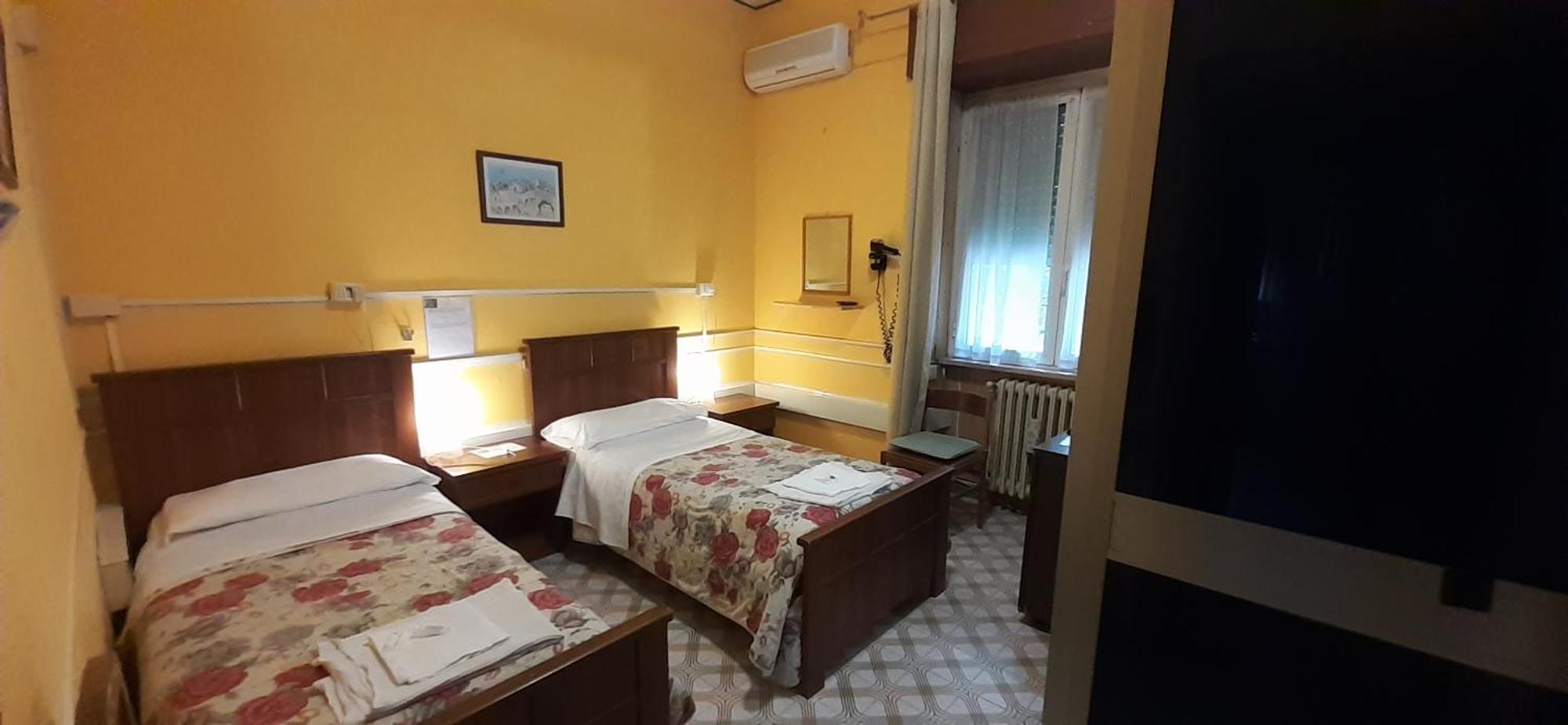 Albergo Da Peppino Poggio Mirteto Exterior photo